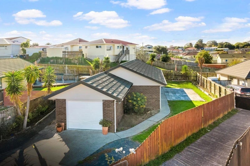 45 Robert Ross Place, Manurewa, Manukau City, Auckland - Carousel 1