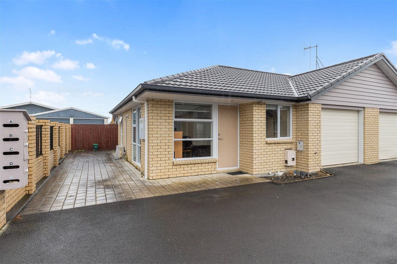8A Pitt Street, Frankton, Hamilton - Carousel 1