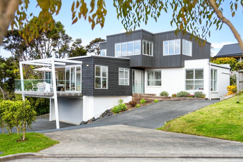 6 Wendy Hood Way, Snells Beach, Snells Beach - Carousel 1