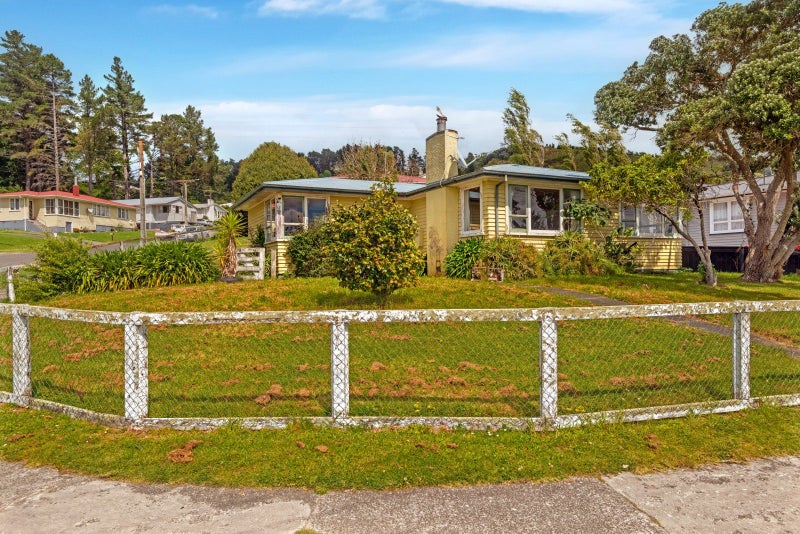 61 Cambridge Terrace, Kaiti, Gisborne - Carousel 20