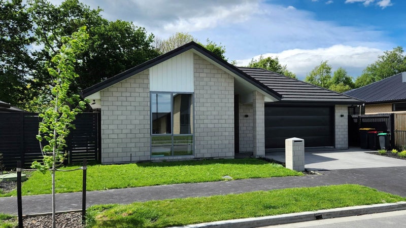 24 Glengael Drive, Halswell, Christchurch - Carousel 2