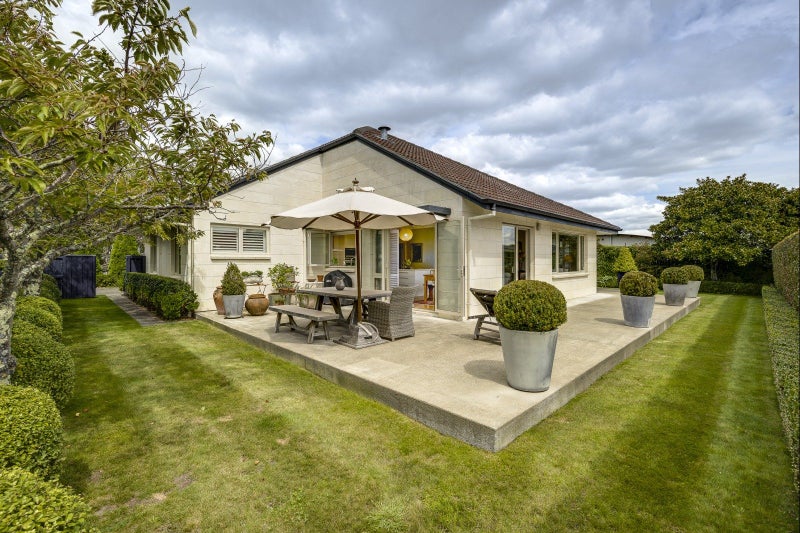 7 Lennon Grove, Havelock North, Havelock North - Carousel 2