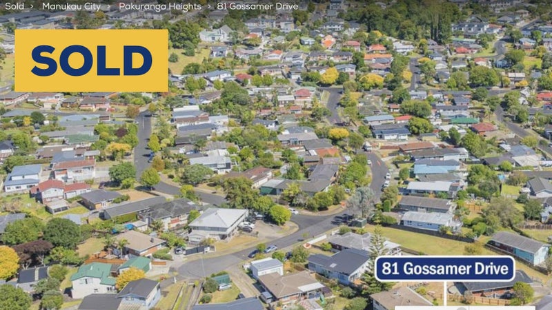 81 Gossamer Drive, Pakuranga Heights, Auckland - Carousel 1