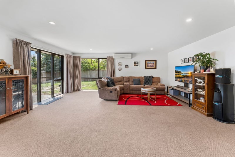 9 Gershwin Grove, Stoke, Nelson - Carousel 2