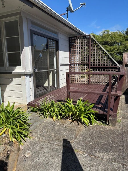 70 Russell Street, Westport - Carousel 1