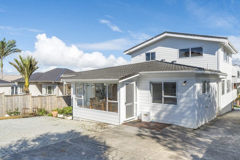 28 Dallinghoe Crescent, Milford, North Shore City, Auckland - Carousel 2