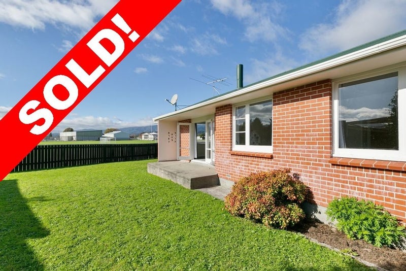 2/7 Mitre Grove, Trentham, Upper Hutt - Carousel 1