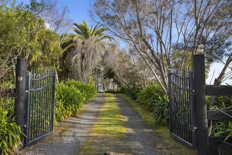 57 Thompson Tonga Road, Tuakau - Carousel 27