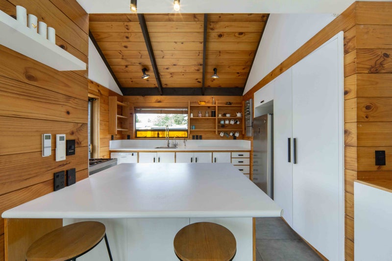 91C Lake Domain Drive, Frankton, Hamilton - Carousel 1