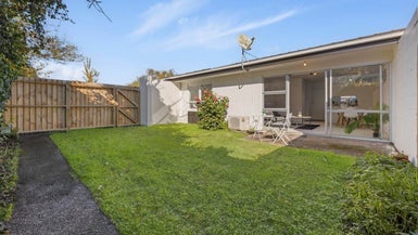 1/39 Oriana Avenue, Lynfield, Auckland - Carousel 1