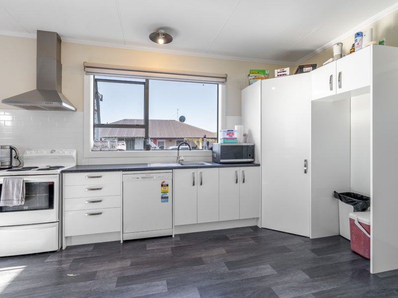 154 Teviot Street, Appleby, Invercargill - Carousel 2