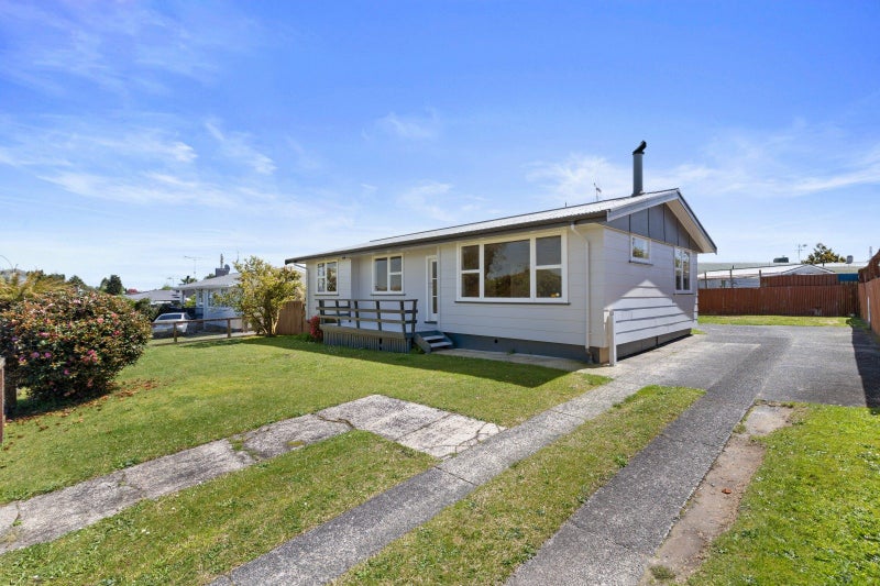 30 Ngatuku Place, Tokoroa, Tokoroa - Carousel 1