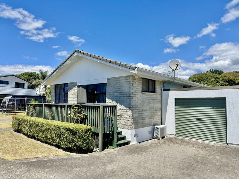 2/74A Ocean Road, Ohope - Carousel 1