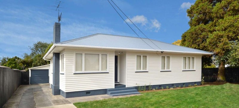 10 Rollerson Street, Papakura, Papakura - Carousel 1