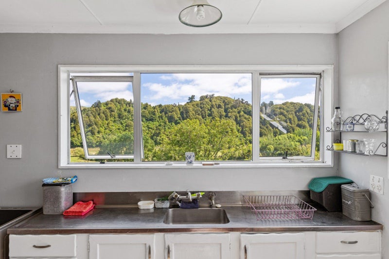 2654 Pahiatua Pongaroa Road, Makuri, Pahiatua - Carousel 2