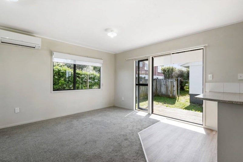 199 Chivalry Road, Glenfield, Auckland - Carousel 2