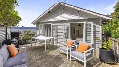 150 Barnard Street, Wadestown, Wellington - Carousel 1