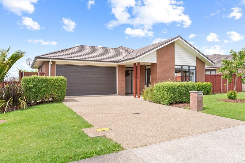 17 Ara Kakara Avenue, Huapai, Kumeū - Carousel 1