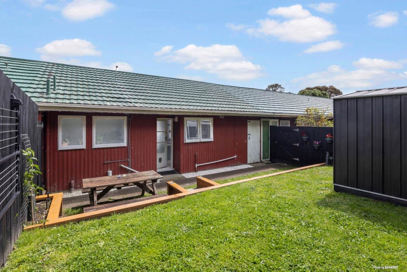 5/53 Margan Avenue, New Lynn, Auckland - Carousel 1