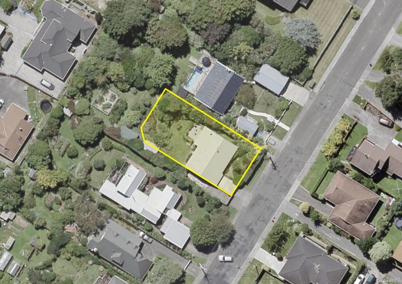 22 Huia Street, Waikanae - Carousel 21