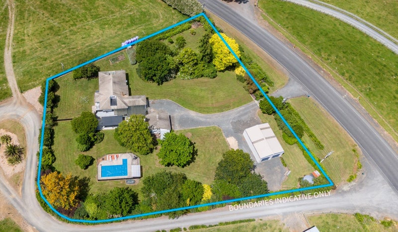 56 Waverley Road, Gordonton, Hamilton - Carousel 1