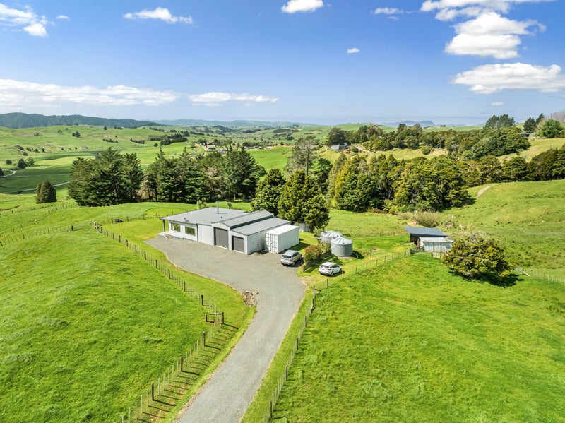 4 Kendall Road, Whangarei - Carousel 1