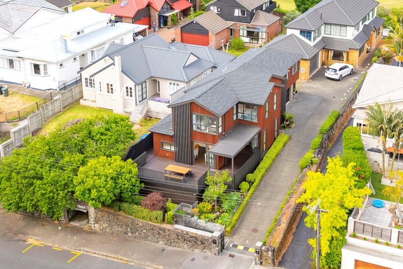 16A Kohia Terrace, Epsom, Auckland - Carousel 37