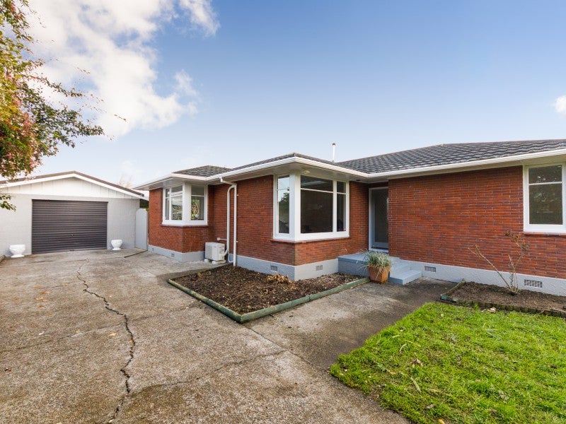 Property Valuation for 33 Duff Crescent, Highbury, Palmerston North Trade Me Property Trade