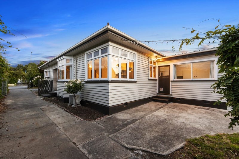 1/235 Hills Road, Mairehau, Christchurch - Carousel 1