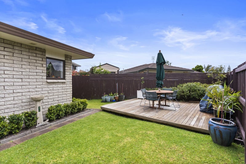 1B Milton Road, Orewa - Carousel 1