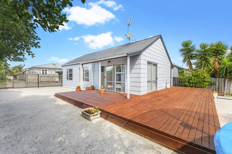 1/63 Kenderdine Road, Papatoetoe, Manukau City, Auckland - Carousel 1