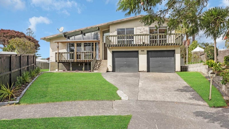 7 Lidcombe Place, Avondale, Auckland - Carousel 1