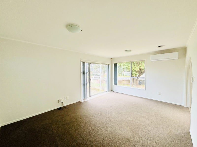 272 Bucklands Beach Road, Bucklands Beach, Manukau City, Auckland - Carousel 2