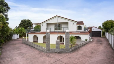 34B Watene Road, Mount Wellington, Auckland - Carousel 1