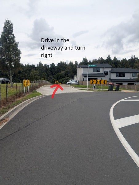2D Hughs Way, Flat Bush, Auckland - Carousel 10