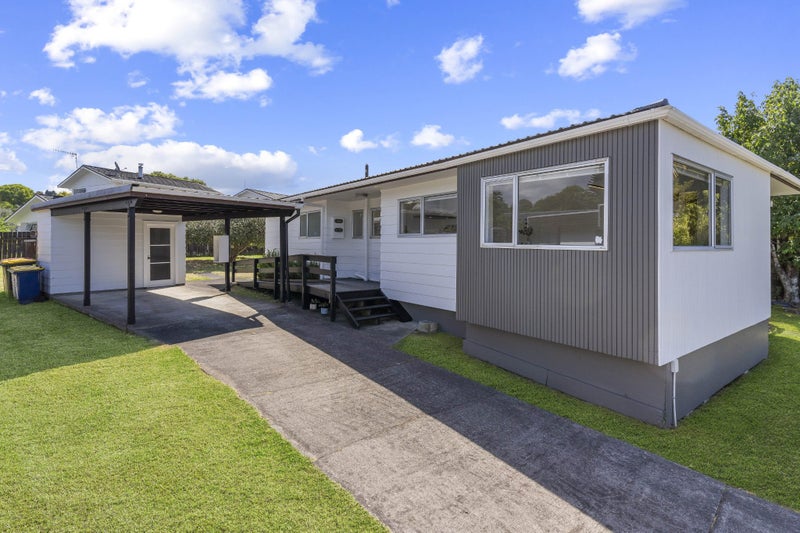 6 Mannering Place, Hillcrest, Auckland - Carousel 2