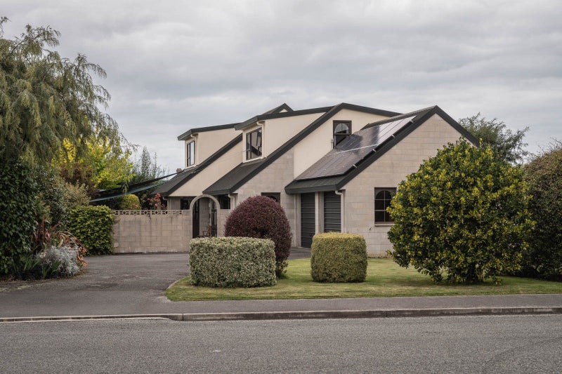 20 Hornbrook Street, Temuka - Carousel 1