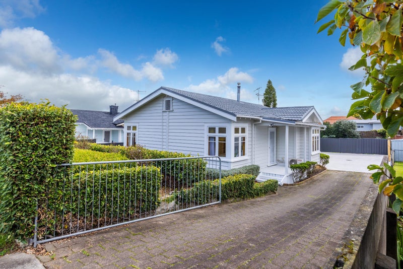 73 Raikes Avenue, Te Awamutu - Carousel 2