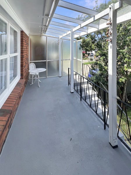 1/111 Shakespeare Road, Milford, Auckland - Carousel 1