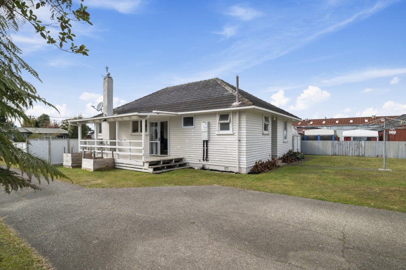 2 Tapsell Road, Fairy Springs, Rotorua - Carousel 2