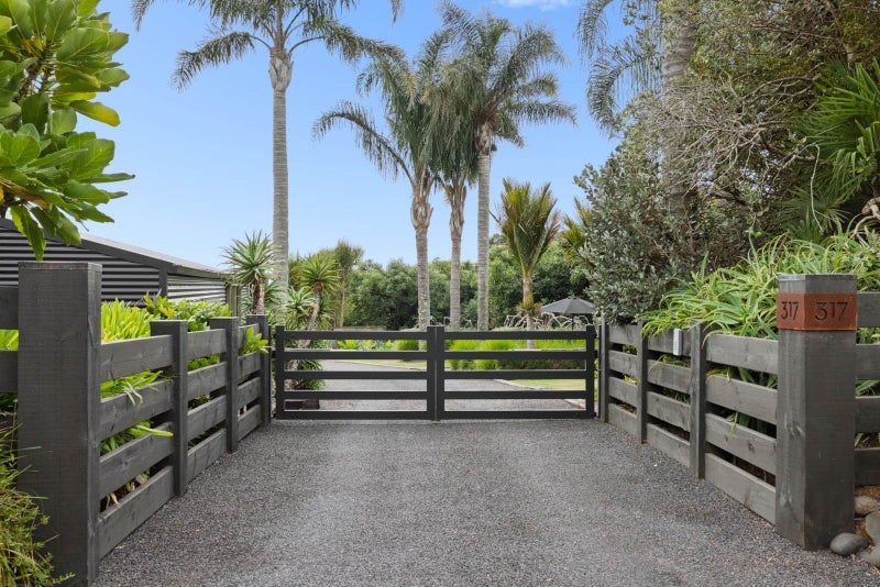 317 Pahoia Road, Tauranga - Carousel 1
