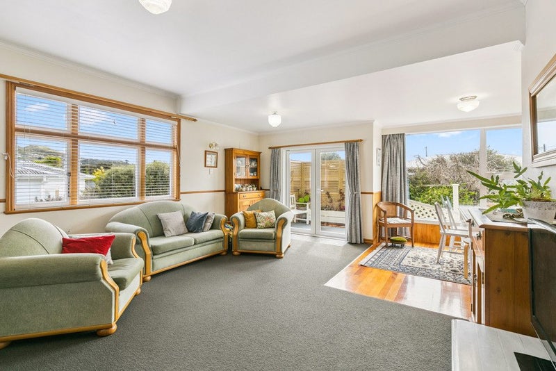 18 Haumia Street, Johnsonville, Wellington - Carousel 2