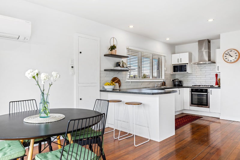 9 Stretton Street, Bishopdale, Christchurch - Carousel 2