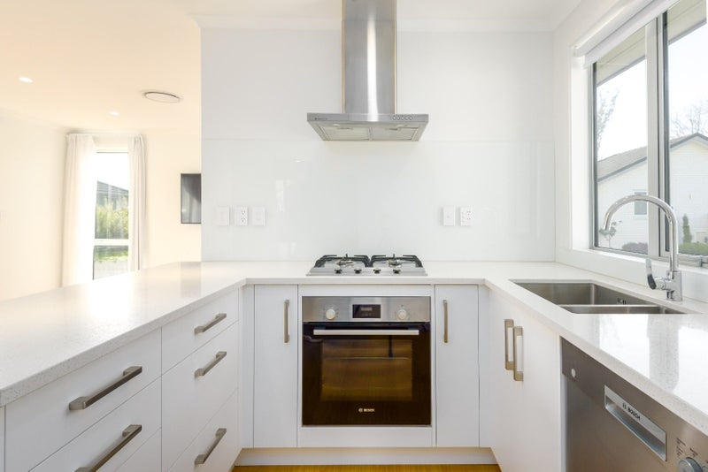 3/36 Herbert Road, Queenwood, Hamilton, Waikato - Carousel 2