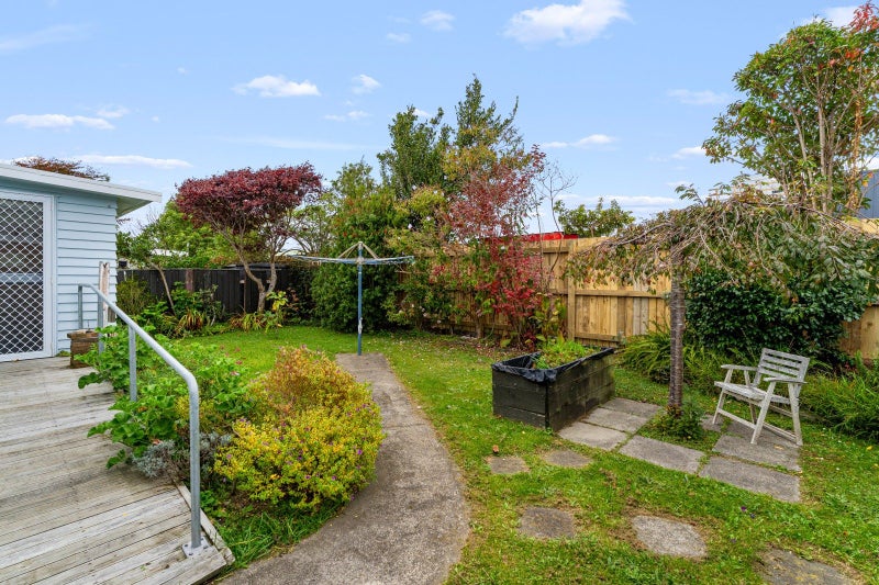 50 Dunstan Street, Otaki - Carousel 17