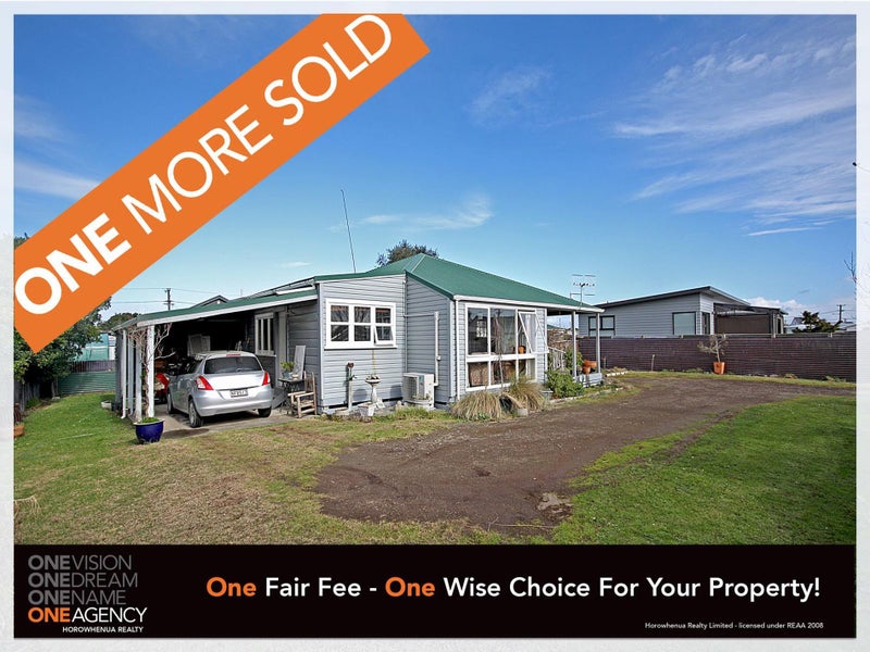 56A Edinburgh Terrace, Foxton Beach, Foxton - Carousel 1