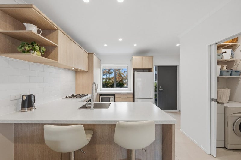 14 Adlam Lane, Conifer Grove, Papakura, Auckland - Carousel 2