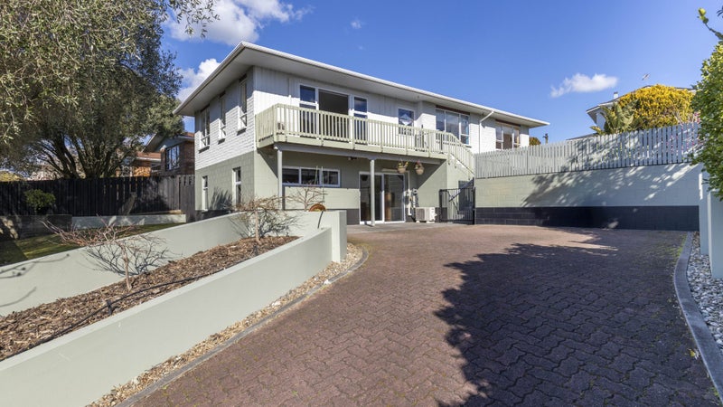 27 Glamis Avenue, Bell Block, New Plymouth - Carousel 1