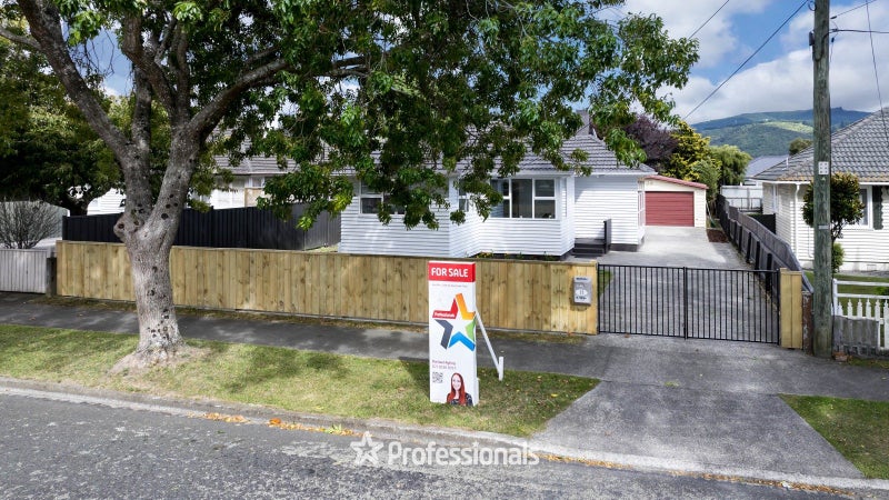 25 Clyma Street, Elderslea, Upper Hutt - Carousel 2