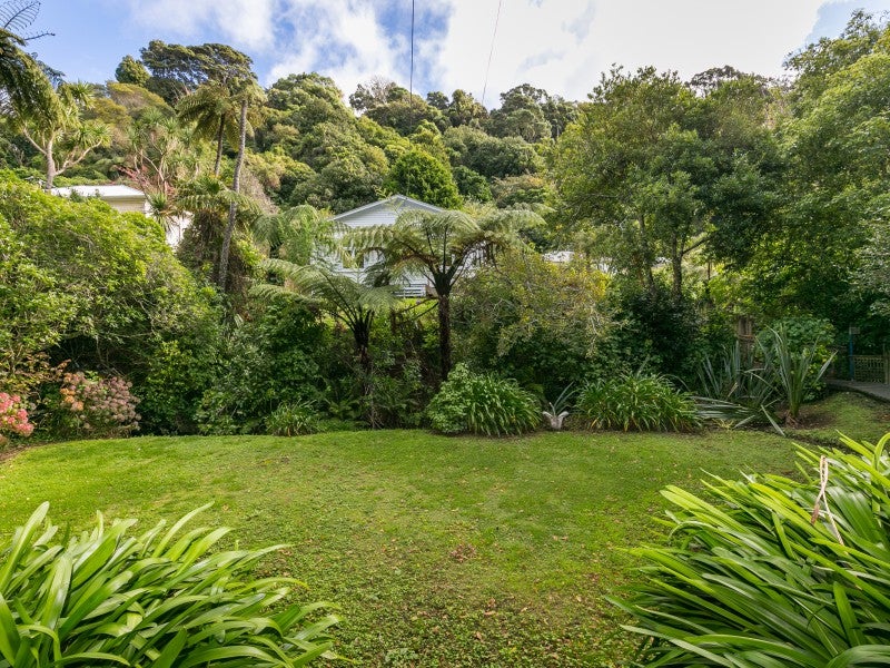 19 Curtis Street, Karori, Wellington - Carousel 16